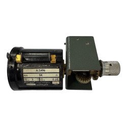 A/S496 Beckman Helipot Precision Potentiometer With Counter 0-999 5K 3% LIN. TOL. 0.25%