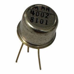 MM4002 Motorola PNP Goldpin Transistor