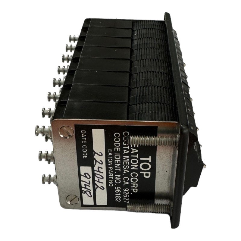 2240-12 51H-030G816 Eaton Corp Avionics Switch Socket