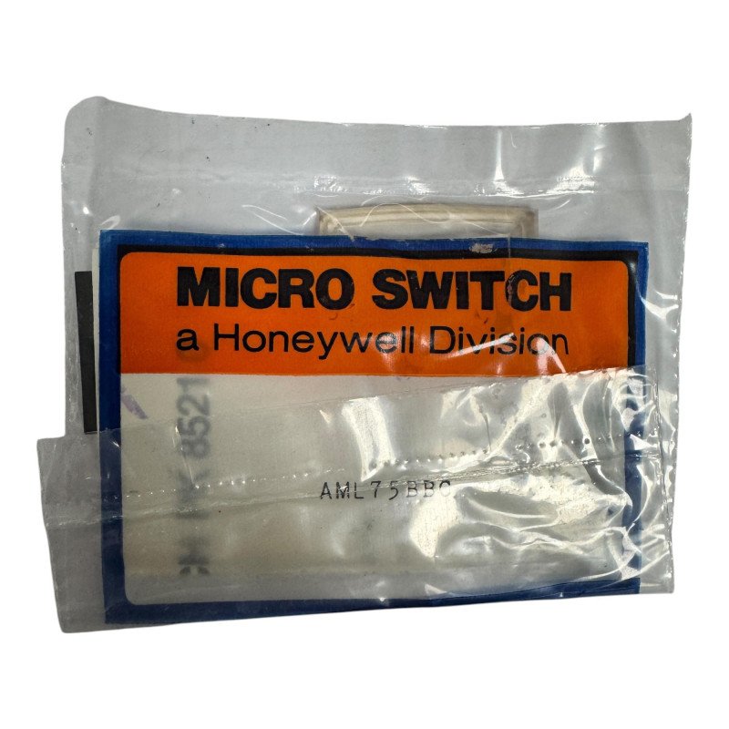 AML75BBC Honeywell Pushbutton Switch Rectangular Panel Seal
