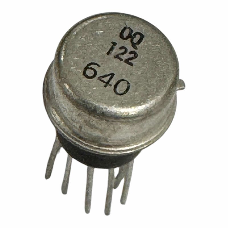 OQ122 Integrated Circuit