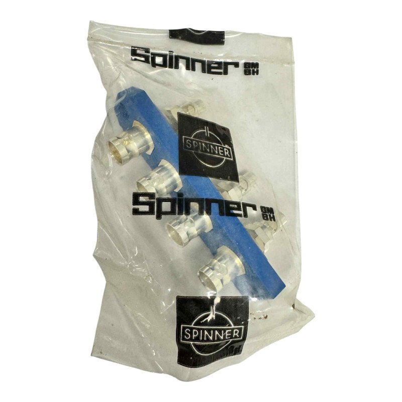 BN474320 Spinner RF Connector Panel Mount 4 x BNC (f)
